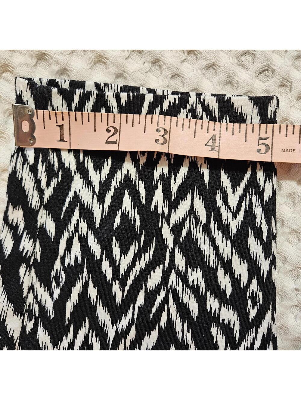 NWT 4X Plus Size 28W-30W Terra & Sky High Rise Fitted Leggings Herringbone Black - Picture 7 of 12